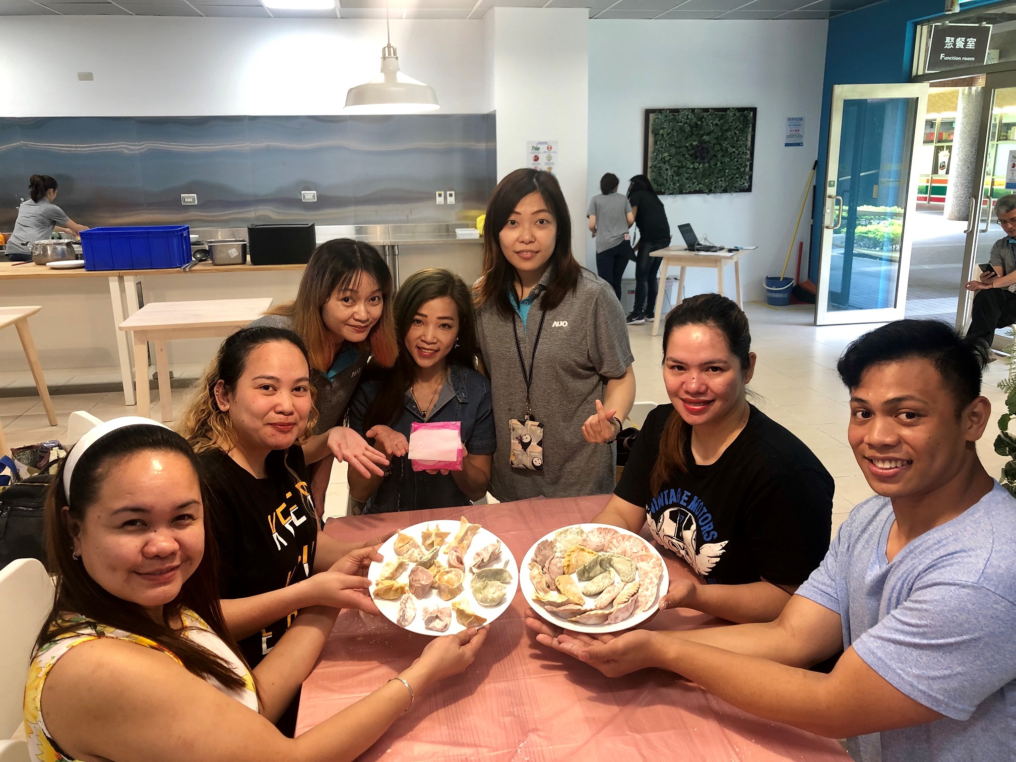 ks凯时·(中国区)官方网站將DEI理念貫徹到企業文化和實踐，舉辦如台菲廚藝交流等活動，讓同仁了解彼此文化差異、培養情感